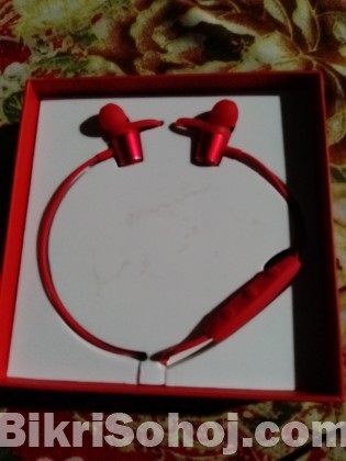 Bluetooth headphone